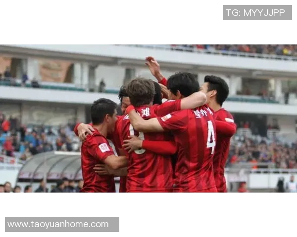 申花与上港激战正酣直播盛况尽在眼前精彩不容错过