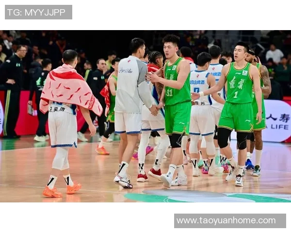 2021年辽宁男篮对阵青岛队精彩比赛录像回放及精彩瞬间回顾