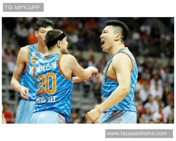 李根:从篮球场上的拼搏者到人生舞台的奋斗者的精彩旅程 李根:从篮球场上的拼搏者到人生舞台的奋斗者的精彩旅程