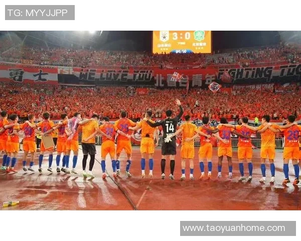 鲁能与富力激战谢场球迷热情不减期待下一场精彩对决 鲁能与富力激战谢场球迷热情不减期待下一场精彩对决