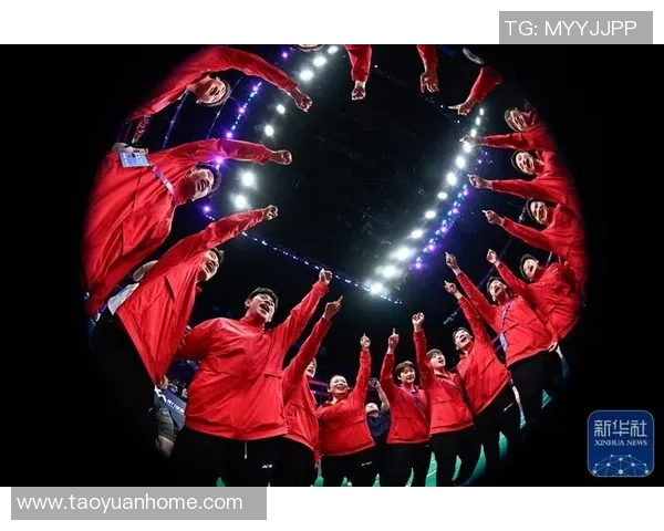 上海羽毛球队在洲际杯中的团队协作展现出卓越实力与默契配合