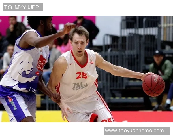 突尼西亚与马里篮球对决精彩纷呈谁能在赛场上笑到最后 突尼西亚与马里篮球对决精彩纷呈谁能在赛场上笑到最后