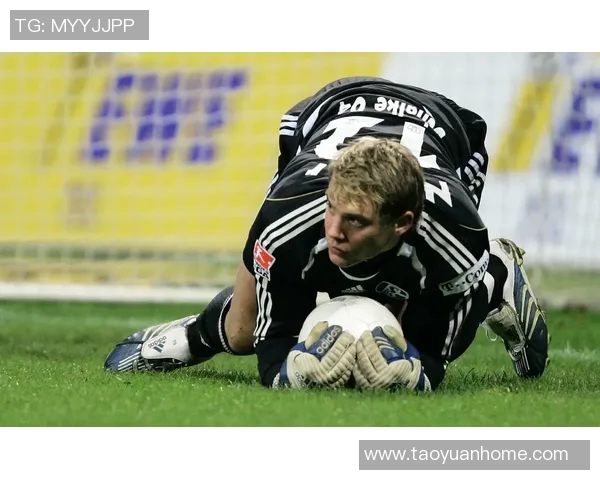 诺伊尔：从门线到传奇的守护者，如何书写自己的足球神话